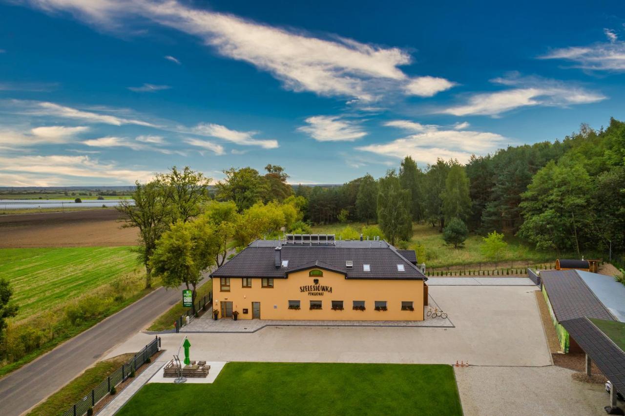 Hotel Szelesiowka & Spa Chodzież Exterior foto